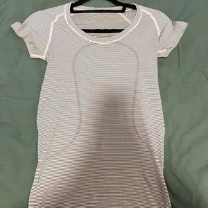 Lululemon swiftly short sleeve